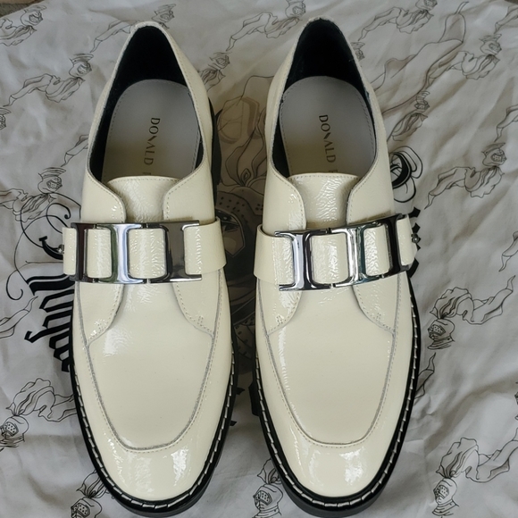 Donald Pilner EAMES Ivory Loafers Size 8M - Picture 3 of 16